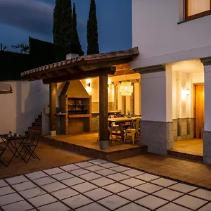 Casa Mirestany- Wonderful House With Amazing Views Banyoles