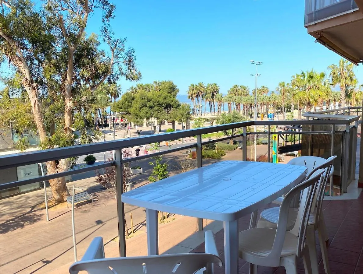 El Pinar Fuente Luminosa Apartment Salou